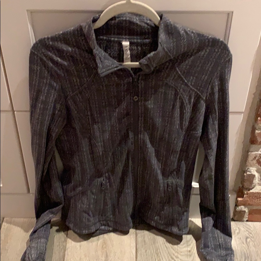 Lulumon Gray Patterned Define Jacket.